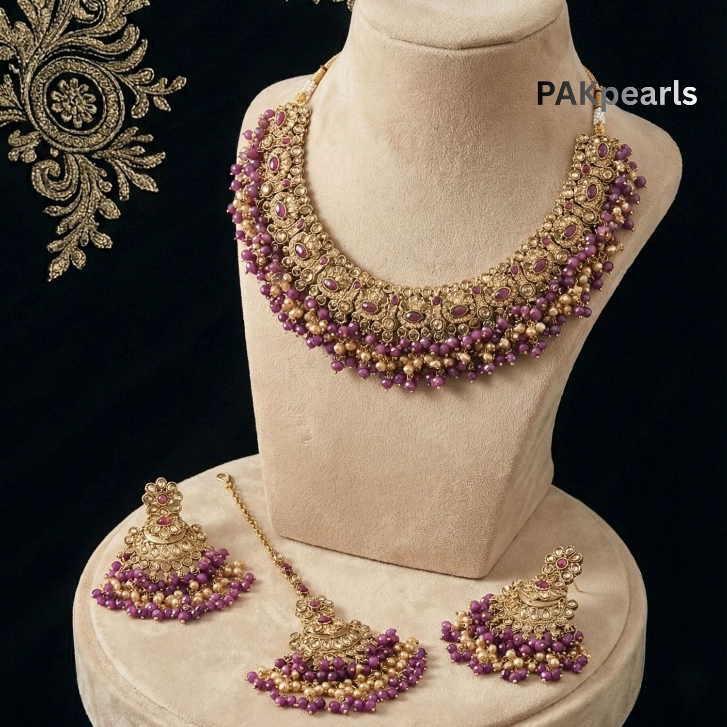 Necklace Set