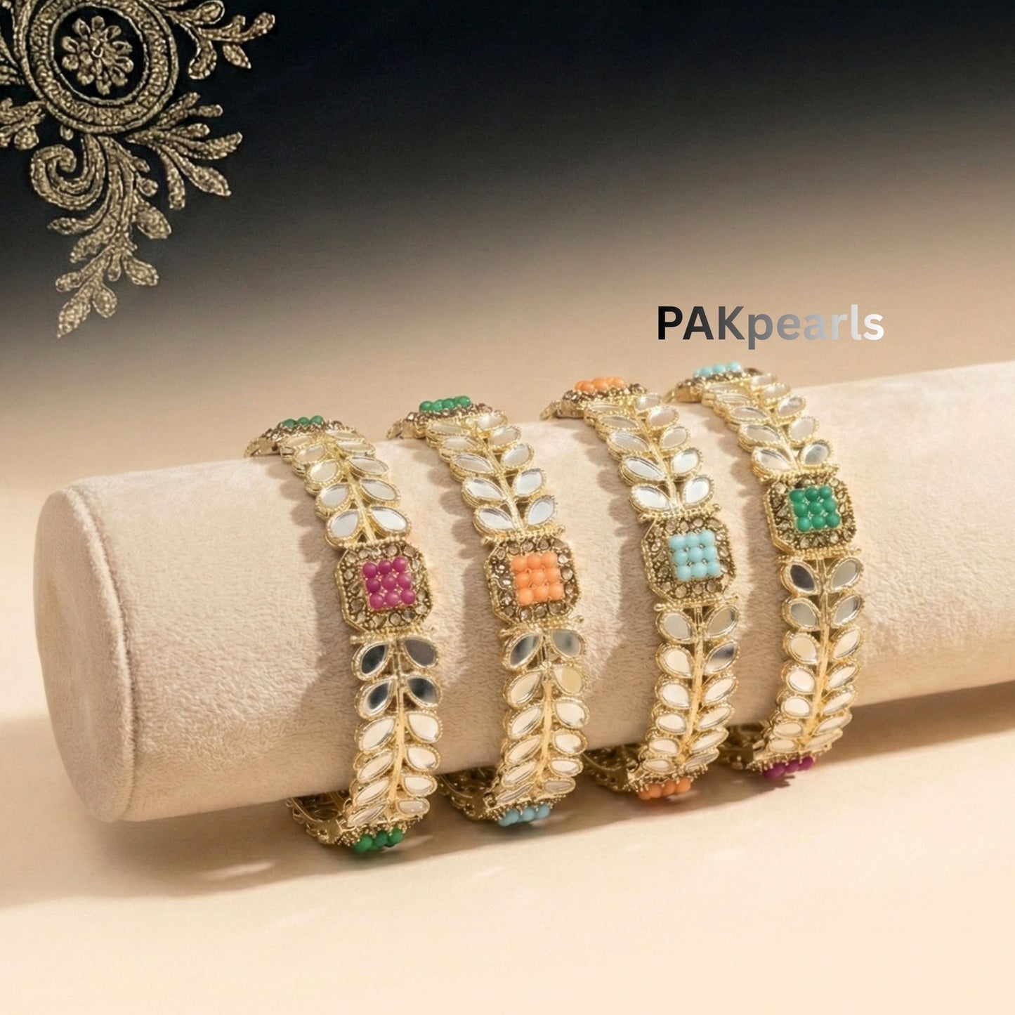 Mirror Kundan 4-Piece Bangle Set with Pearls