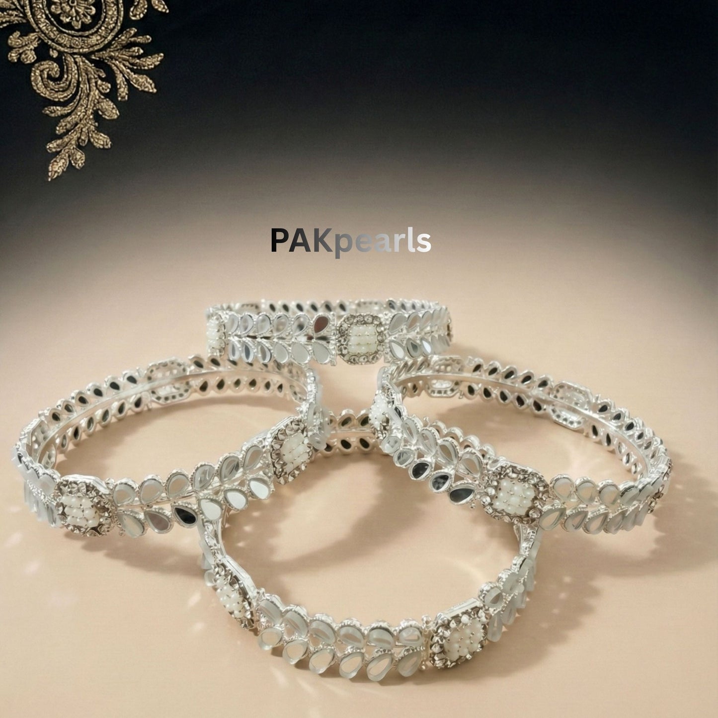 Mirror Kundan 4-Piece Bangle Set with Pearls